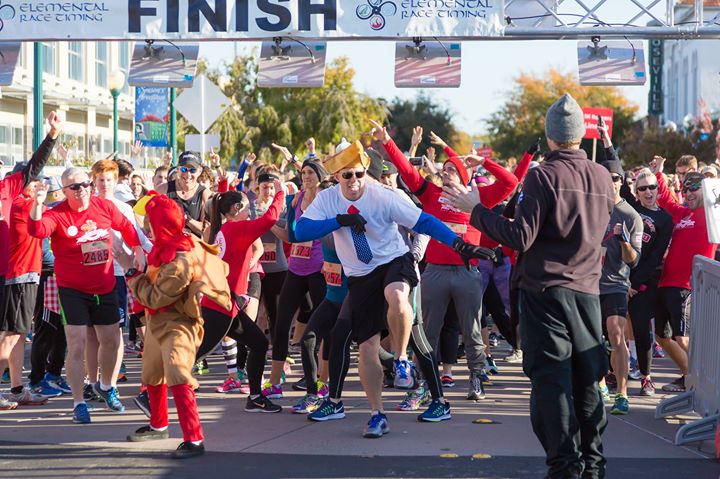 Run the 11th Annual Roseville Turkey Trot – An Unforgettable Thanksgiving Experience!